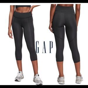 Gfast High Rise Capris in Sculpt Compression Sz S